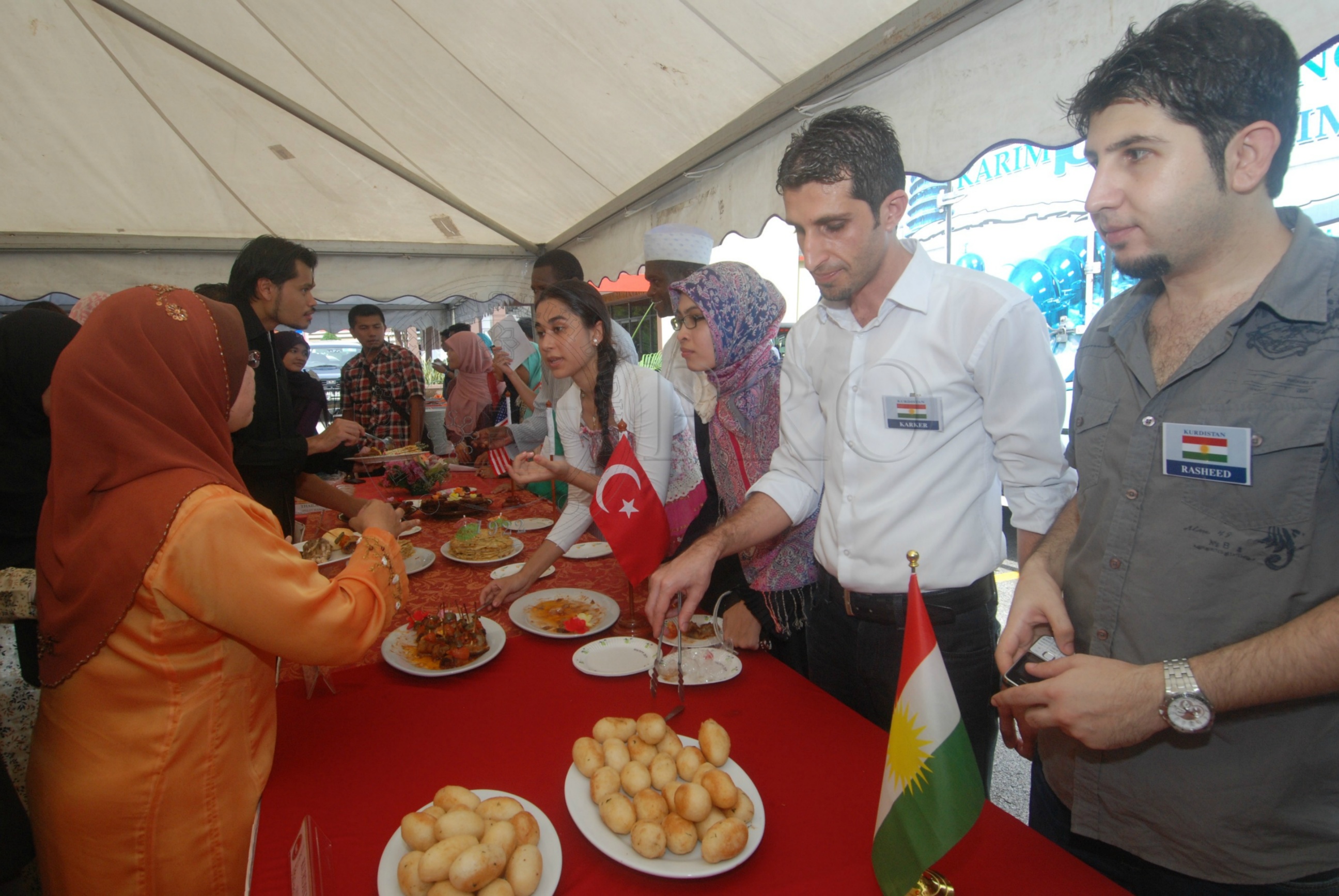 PRO 12 136 food DSC 9274